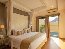 Luxotic Private Villa And Resort