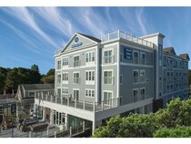 Hyannis Harbor Hotel