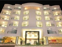 Atrium Plaza