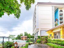 Chiangkhong Teak Garden Hotel