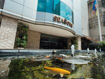 The Seasons Bangkok Siam