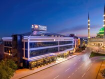 Best Western Premier Hidden Hills Hotel