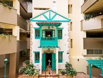 Paradise Park Fun Lifestyle Hotel