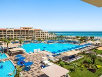 Pickalbatros White Beach Resort