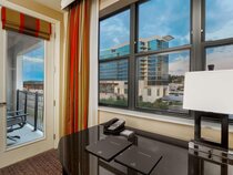 Hilton Promenade at Branson Landing