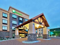 Holiday Inn Express Hotel & Suites Great Falls