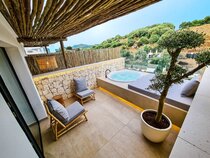 S'Estancia Suites