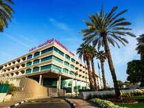 Mövenpick Dubai Grand Al Bustan