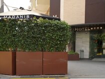 Hotel Madanis
