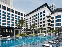 Grand Park City Hall