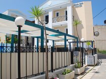 Renia Hotel