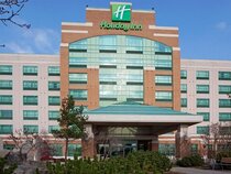 Holiday Inn Hotel & Suites Oakville @ Bronte