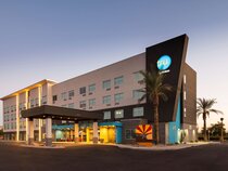 Tru by Hilton Phoenix Glendale Westgate