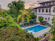 Hotel Tuvana