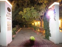 Ford Hotel