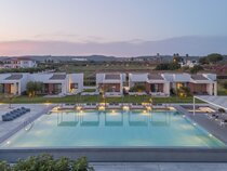 Santa Marina Resort