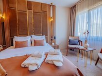 Ali Khan Hotel