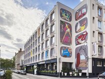 Hotel Chromatics by HappyCulture