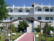 Evi Hotel