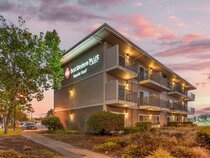 BEST WESTERN PLUS Bayside Hotel