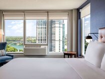 Wyndham Grand Fallsview Hotel