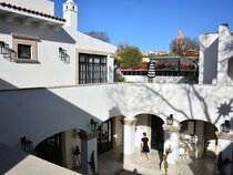 Casa Lani Luxury B&B