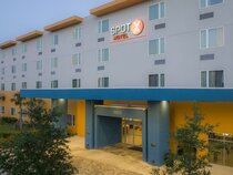 SPOT X Hotel Orlando/Intl Dr by The Red Collection