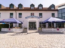 Atomis Hotel Munich Airport by Mercure