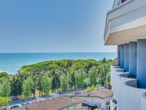 Hotel Ambassador