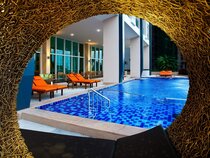 Balihai Bay Hotel