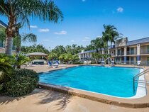 Clarion Inn and Suites Clearwater