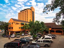 Holiday Garden Hotel & Resort