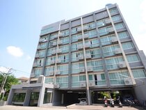 Solace at Srinakarin Hotel