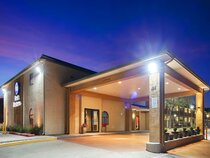 Best Western Cedar Inn