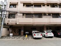 Bryan Condo Makati by ZEN Rooms