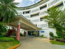 Solea Seaview Resort