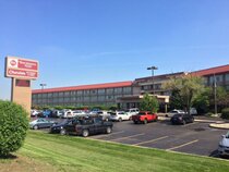 Best Western Plus Chicago Hillside