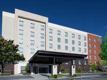 Holiday Inn Express & Suites Nashville MetroCenter Downtown