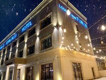 Royal Plus Hotel
