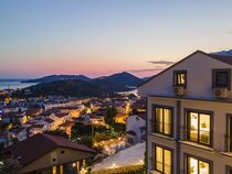 Lobelya Suites