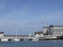 SOWELL RESIDENCES Le Port