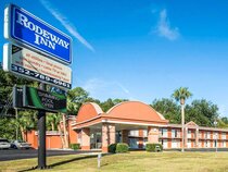 OYO Hotel Mustang Silver Spring FL