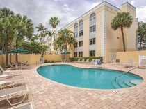 La Quinta Inn & Suites by Wyndham Fort Lauderdale Tamarac