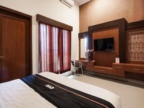 OYO 3935 Artha Ambarukmo Exclusive