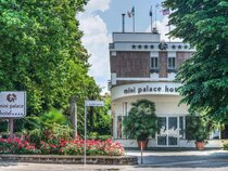 Mini Palace
