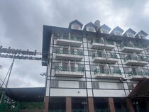Iris House Hotel