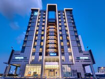 The S Hotel