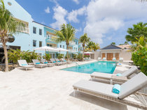 Dolphin Suites Curacao