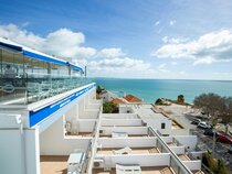 Hotel Carvi Beach Hotel
