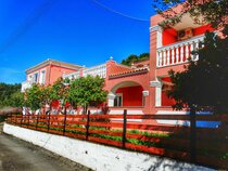 Paradiso Apartments